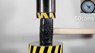 HYDRAULIC PRESS VS OLD AND NEW SLEDGEHAMMERS