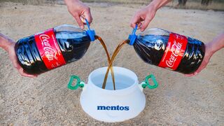 Experiment: Coca Cola and Mentos and Baking Soda! Super Effect!