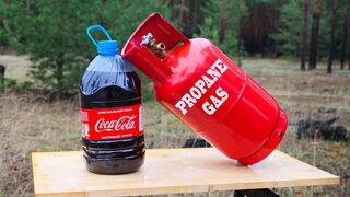HOW TO MAKE A ROCKET FROM COCA-COLA